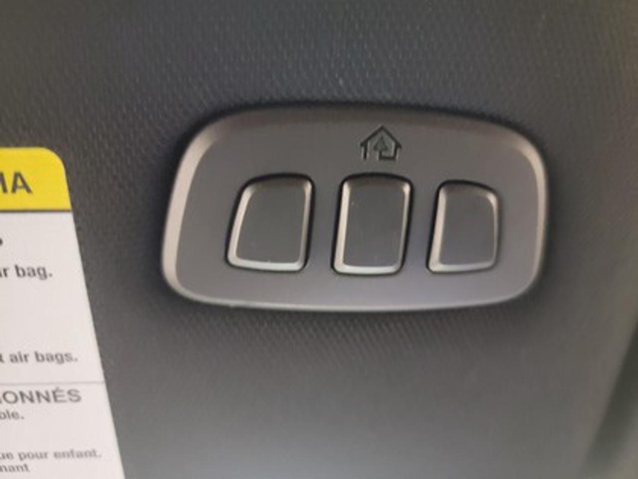 13660133