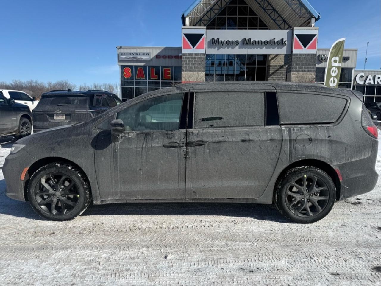 2026 Chrysler Pacifica Select AWD Photo