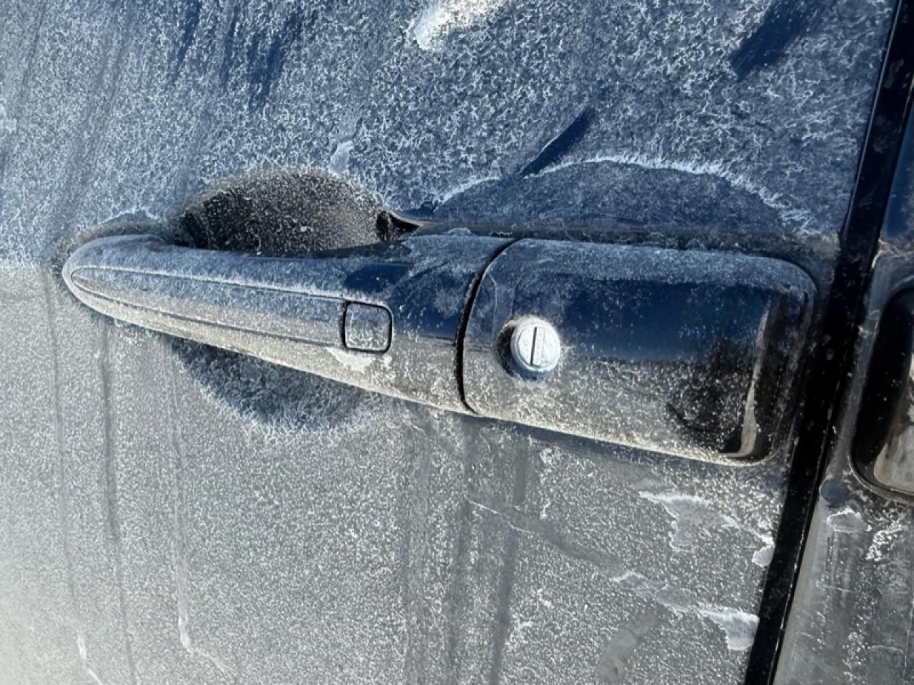 2026 Chrysler Pacifica Select AWD Photo