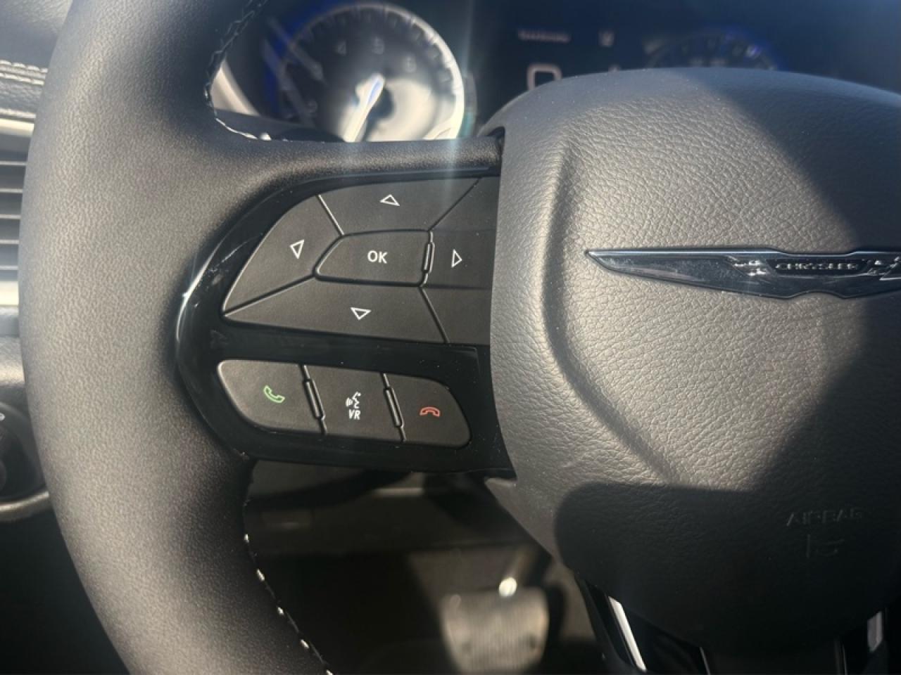 2026 Chrysler Pacifica Select AWD Photo