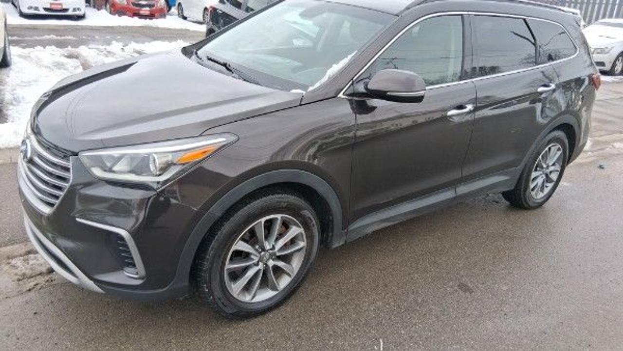 2015 Hyundai Santa Fe FWD 4DR 3.3L AUTO - Photo #1