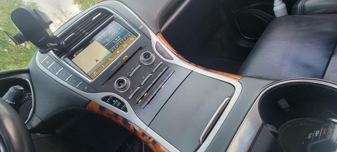 2017 Lincoln MKX Reserve Photo