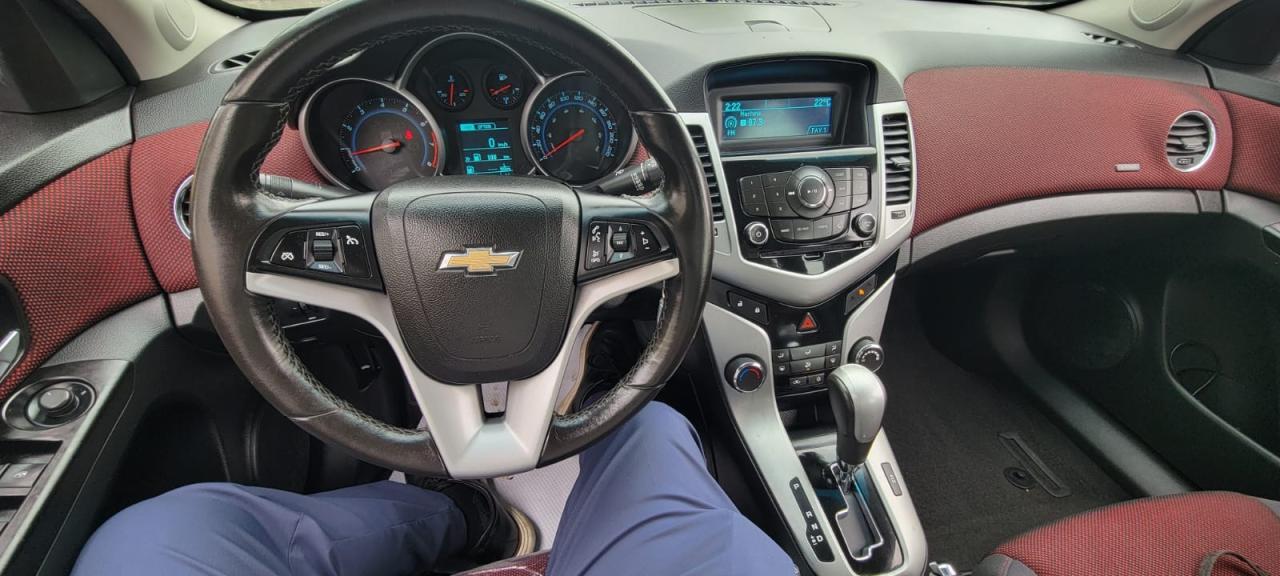 2014 Chevrolet Cruze 1LT Photo