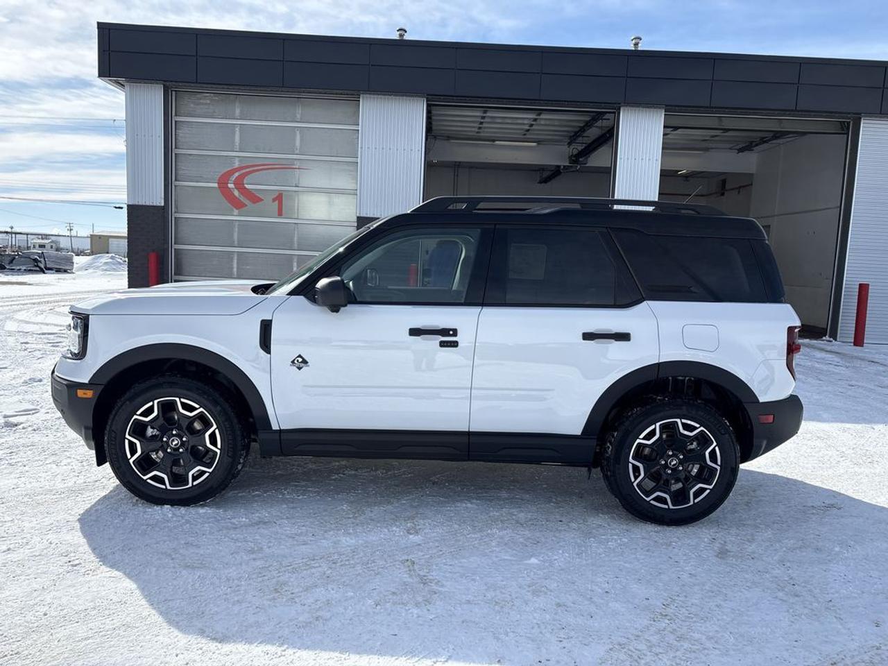 2026 Ford Bronco Sport Outer Banks 300A Photo3