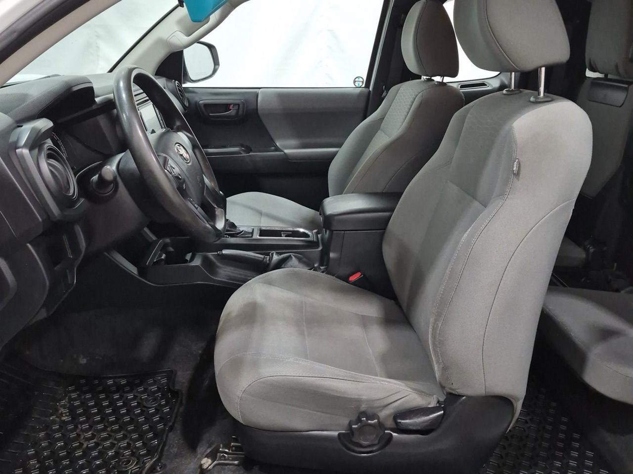 2016 Toyota Tacoma SR+ - Photo #8