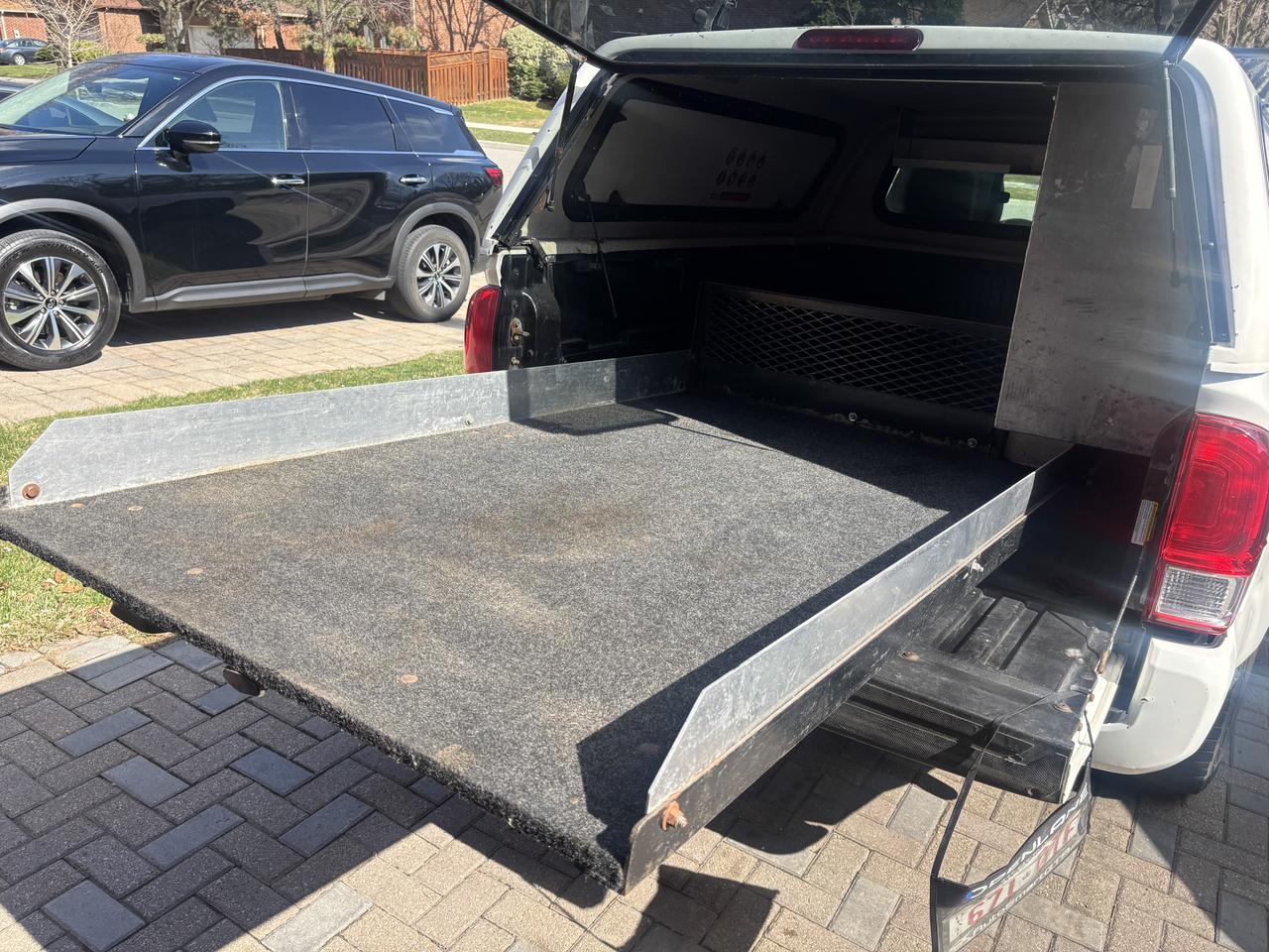 2016 Toyota Tacoma SR+ Photo