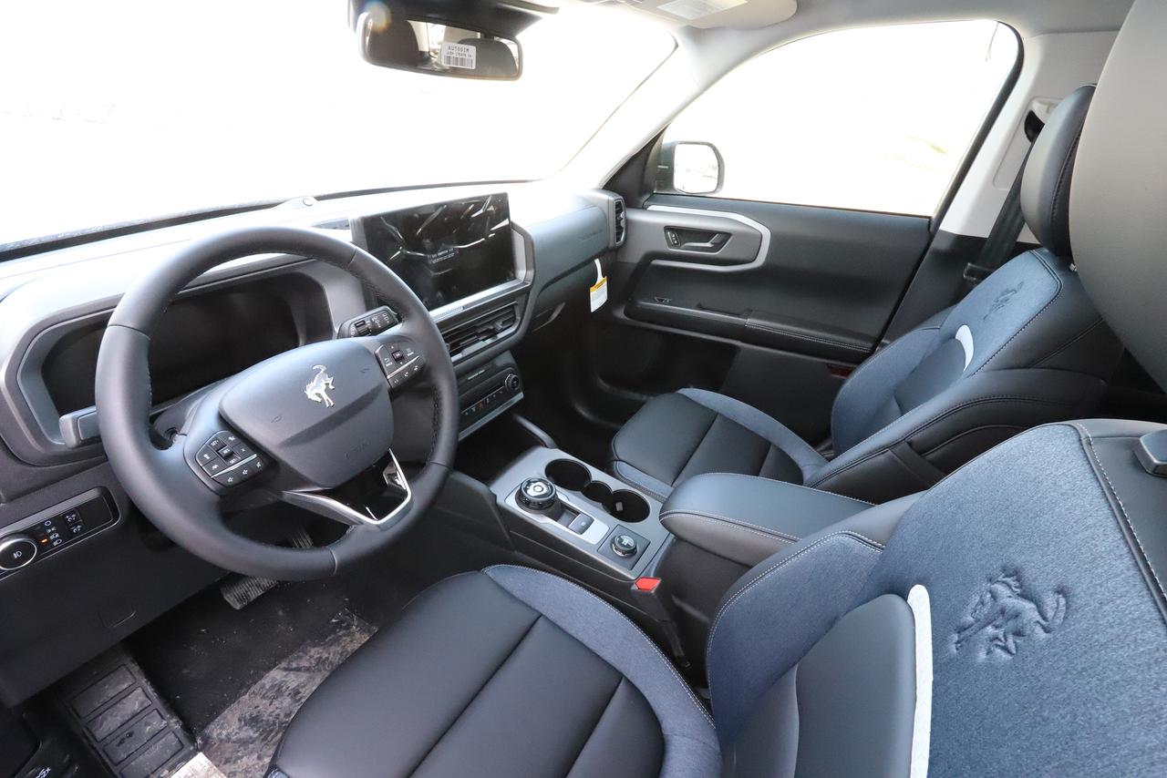 2026 Ford Bronco Sport Outer Banks 4x4 Photo
