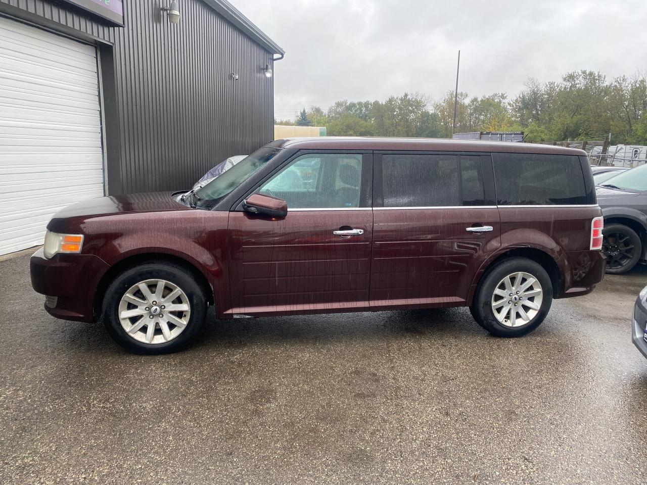 2010 Ford Flex SEL Photo0