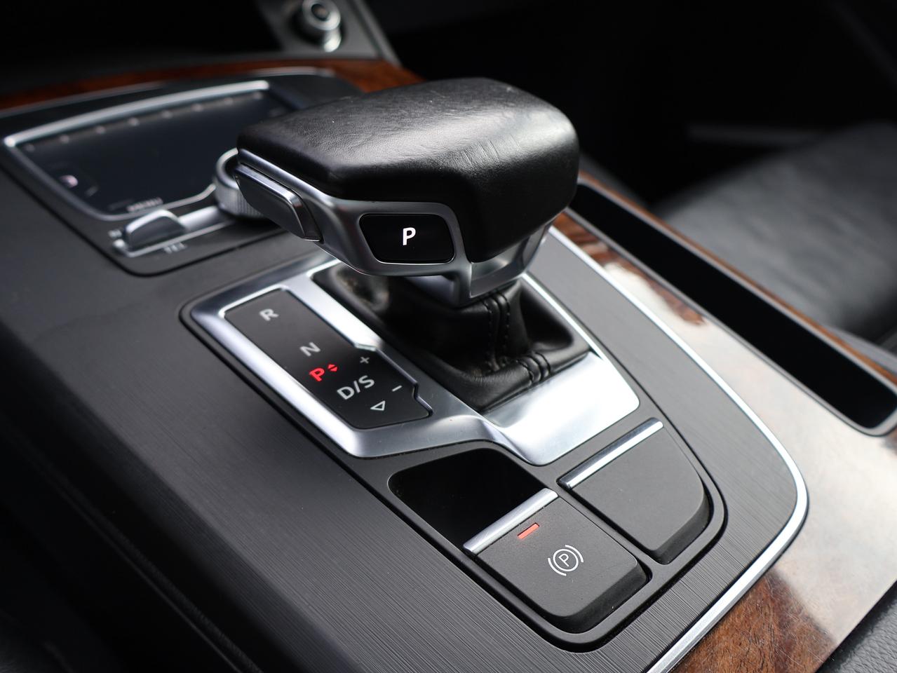 2018 Audi Q5 TECH AWD CERTIFIED *AUDI MAINTAIN* CAMERA NAV BLUETOOTH LEATHER HEATED SEATS PANO ROOF CRUISE ALLOYS Photo