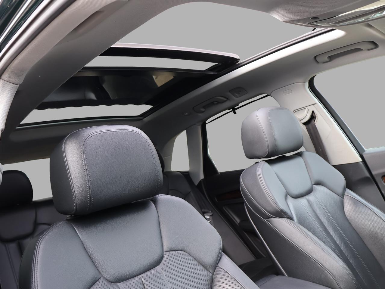 2018 Audi Q5 TECH AWD CERTIFIED *AUDI MAINTAIN* CAMERA NAV BLUETOOTH LEATHER HEATED SEATS PANO ROOF CRUISE ALLOYS Photo