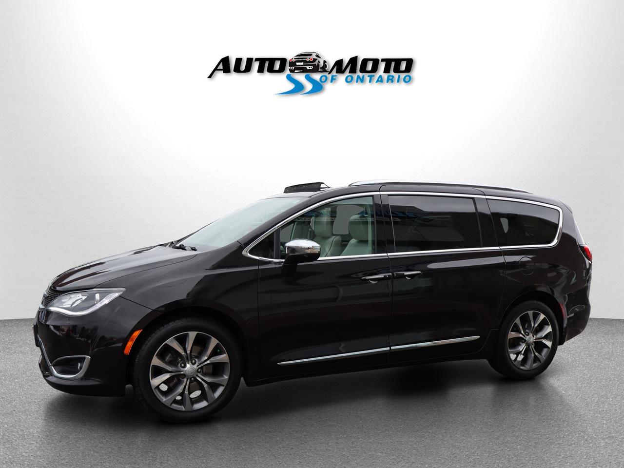 2017 Chrysler Pacifica LIMITED CERTIFIED *CHRYSLER MAINTAIN* CAMERA NAV BLUETOOTH LEATHER HEATED SEATS SPNO ROOF CRUISE ALLOYS Photo