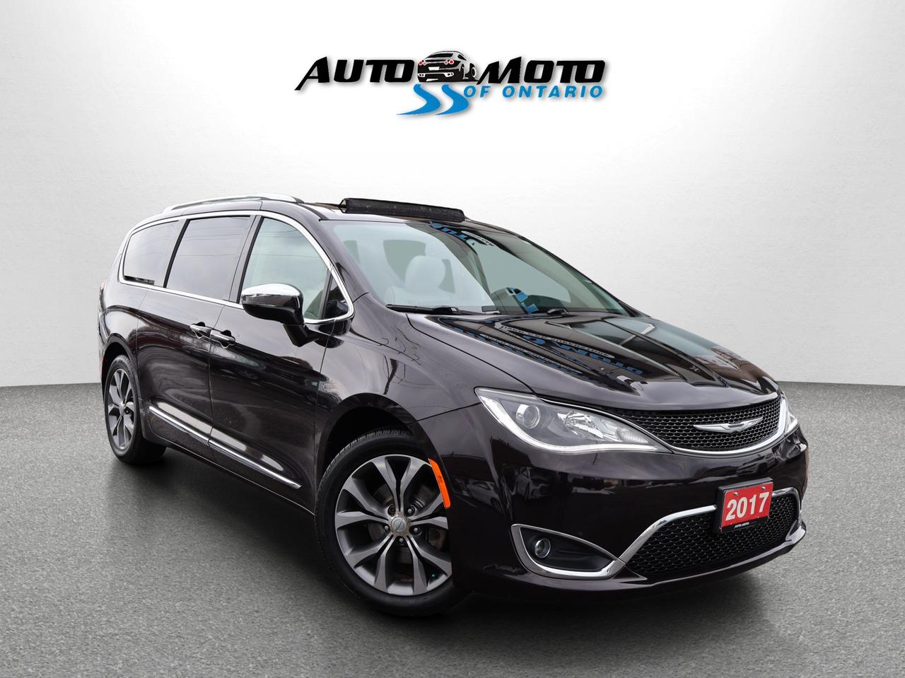 Used 2017 Chrysler Pacifica LIMITED CERTIFIED *CHRYSLER MAINTAIN* CAMERA NAV BLUETOOTH LEATHER HEATED SEATS SPNO ROOF CRUISE ALLOYS for sale in Burlington, ON