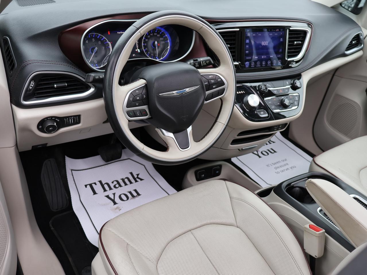 2017 Chrysler Pacifica LIMITED CERTIFIED *CHRYSLER MAINTAIN* CAMERA NAV BLUETOOTH LEATHER HEATED SEATS SPNO ROOF CRUISE ALLOYS Photo