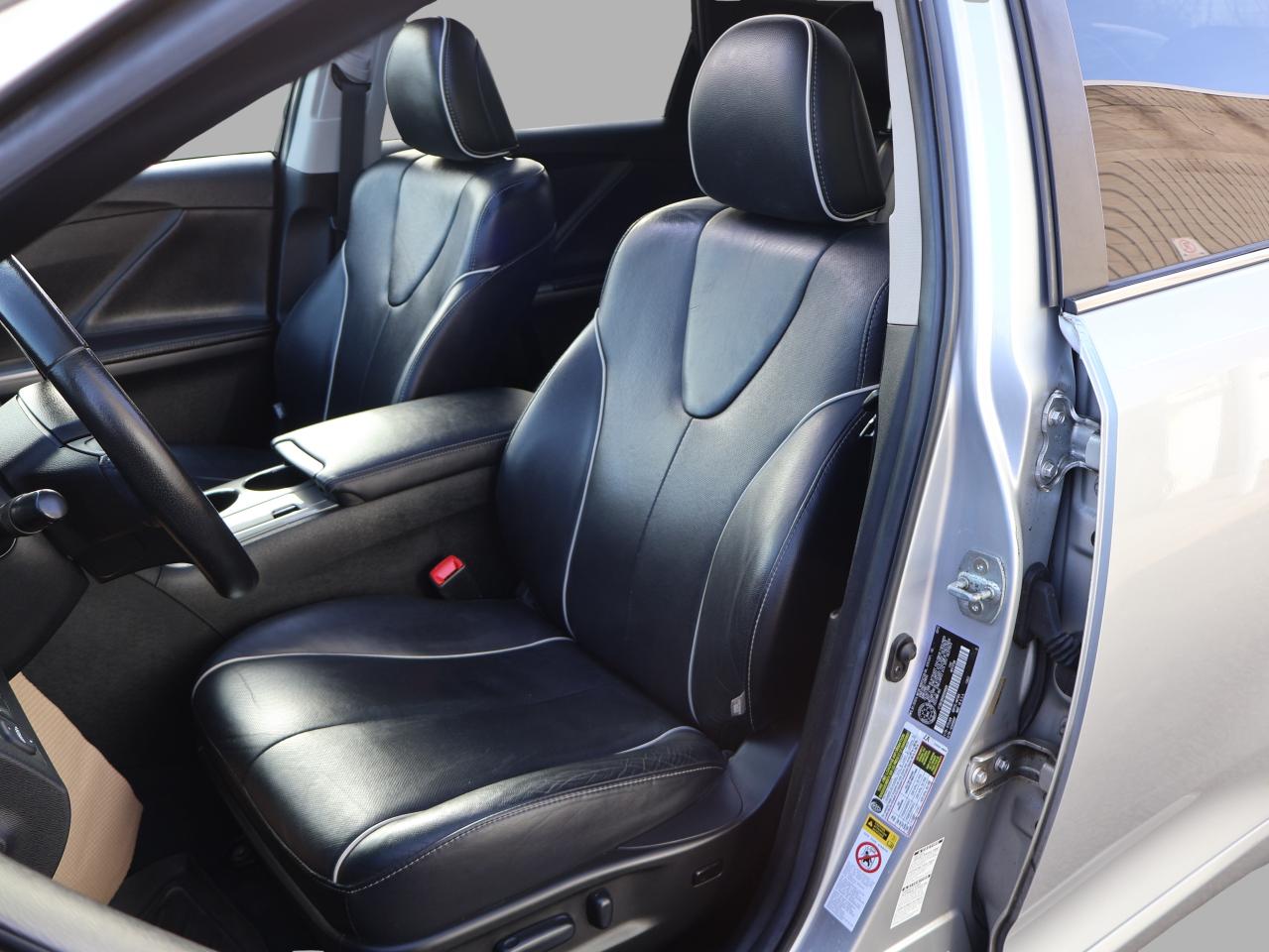 2013 Toyota Venza V6 AWD CERTIFIED CAMERA BLUETOOTH LEATHER HEATED SEATS PANO ROOF CRUISE ALLOYS Photo