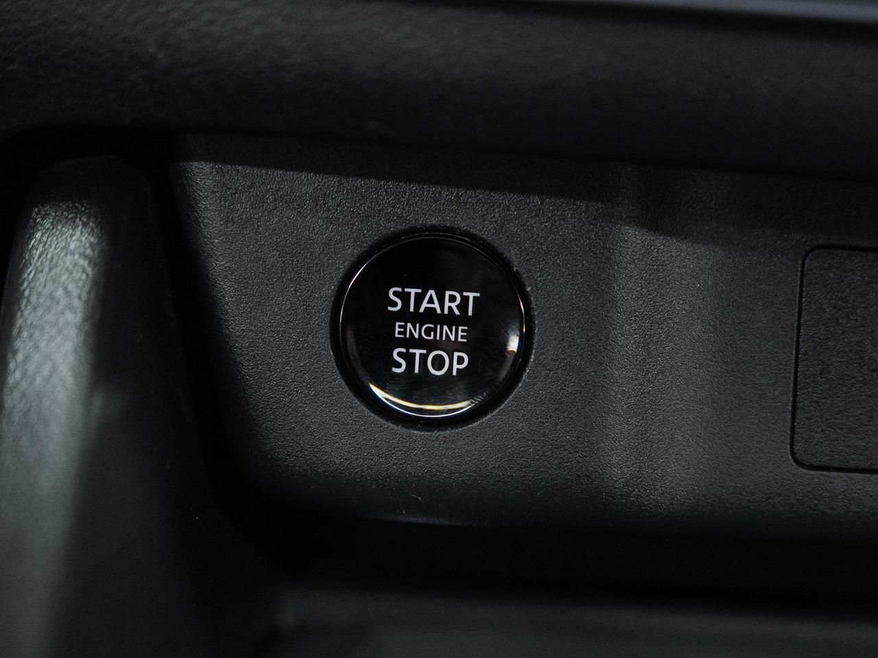2024 Nissan Rogue SL AWD | Nav | Leather | Panoroof | ACC | CarPlay Photo