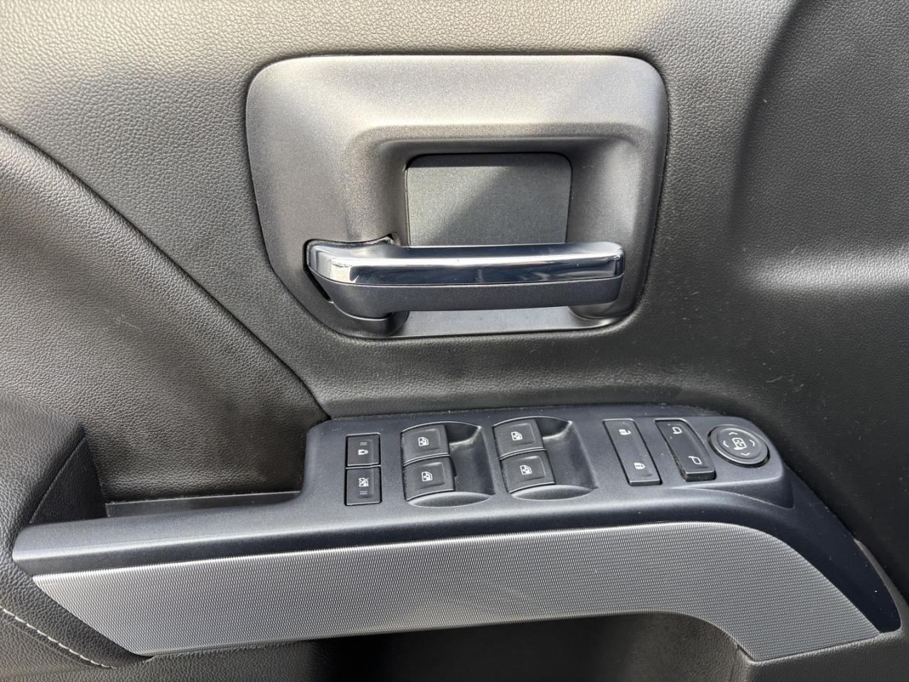 2017 Chevrolet Silverado 1500 LT ~SAFETY INCLUDED~CASH/FINANCE PRICE~ Photo