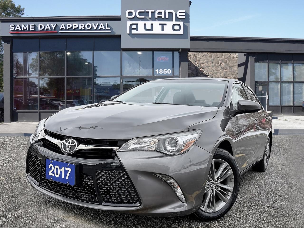 2017 Toyota Camry SE Photo