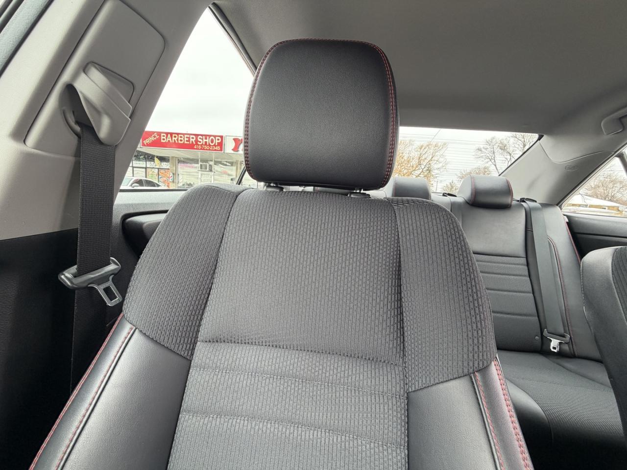 2017 Toyota Camry SE Photo