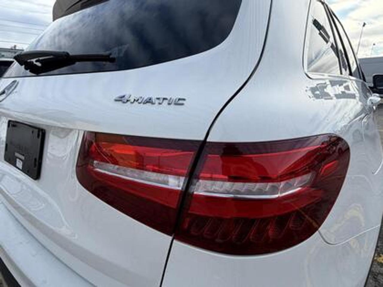 2019 Mercedes-Benz GLC GLC 300 4MATIC SUV Photo