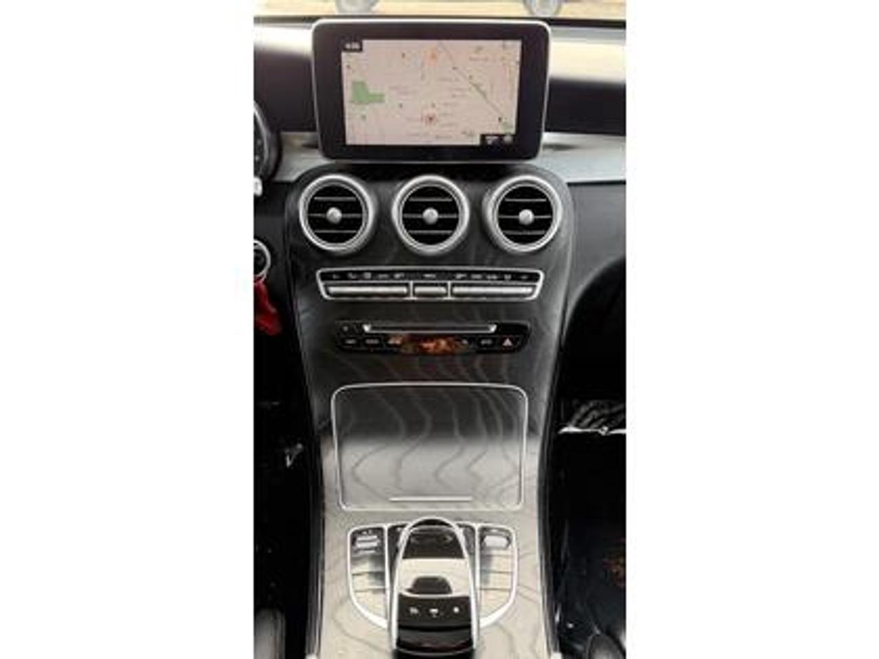 2019 Mercedes-Benz GLC GLC 300 4MATIC SUV Photo