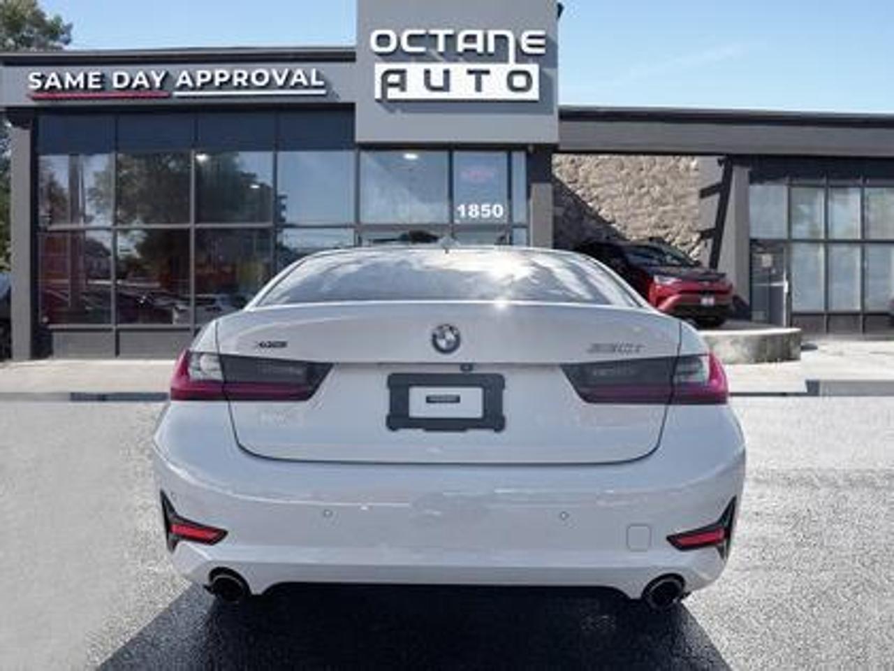 2020 BMW 3 Series 330i xDrive Sedan Photo