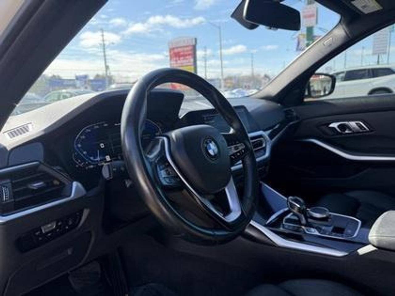 2020 BMW 3 Series 330i xDrive Sedan Photo