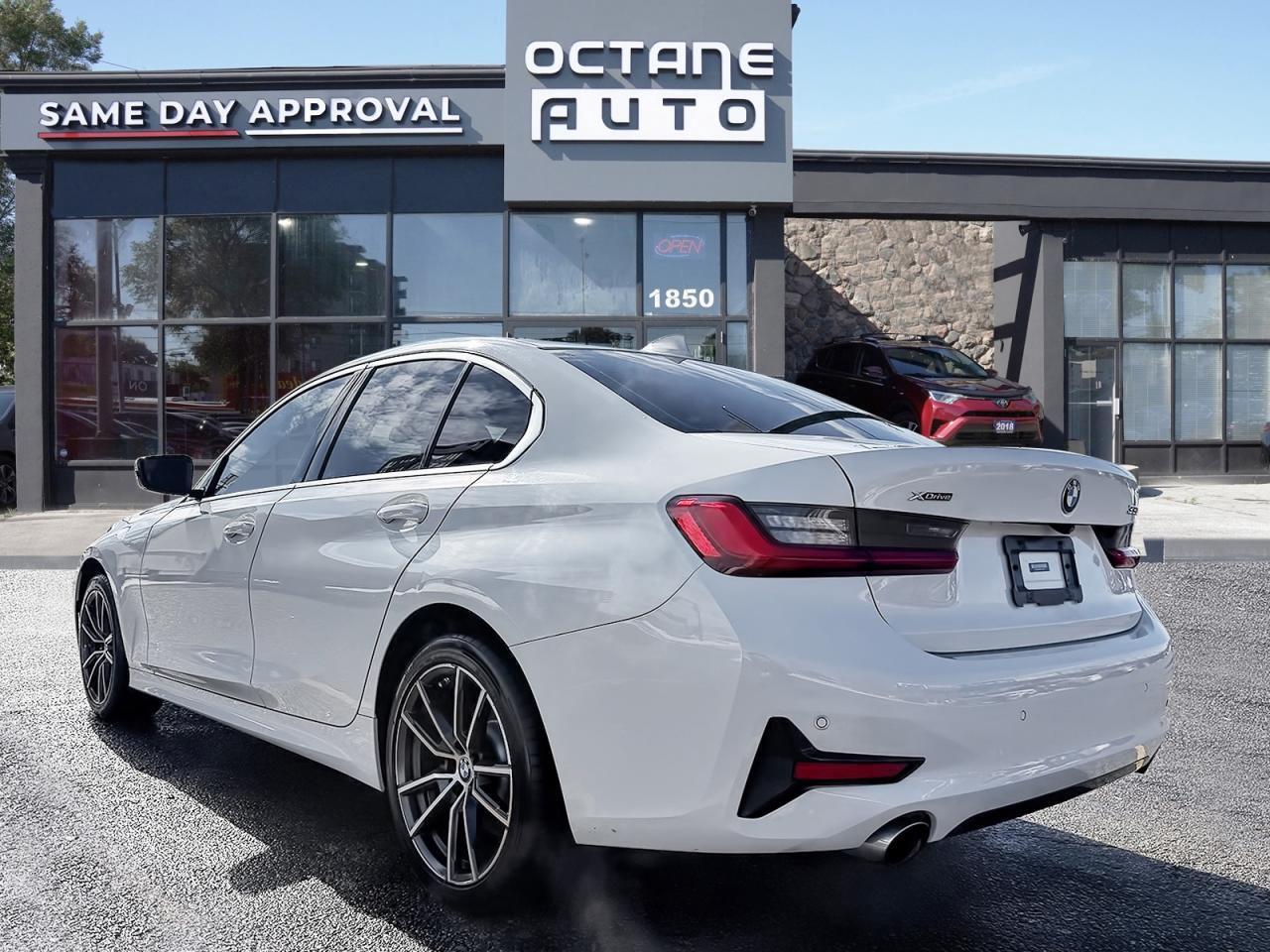 2020 BMW 3 Series 330i xDrive Sedan Photo
