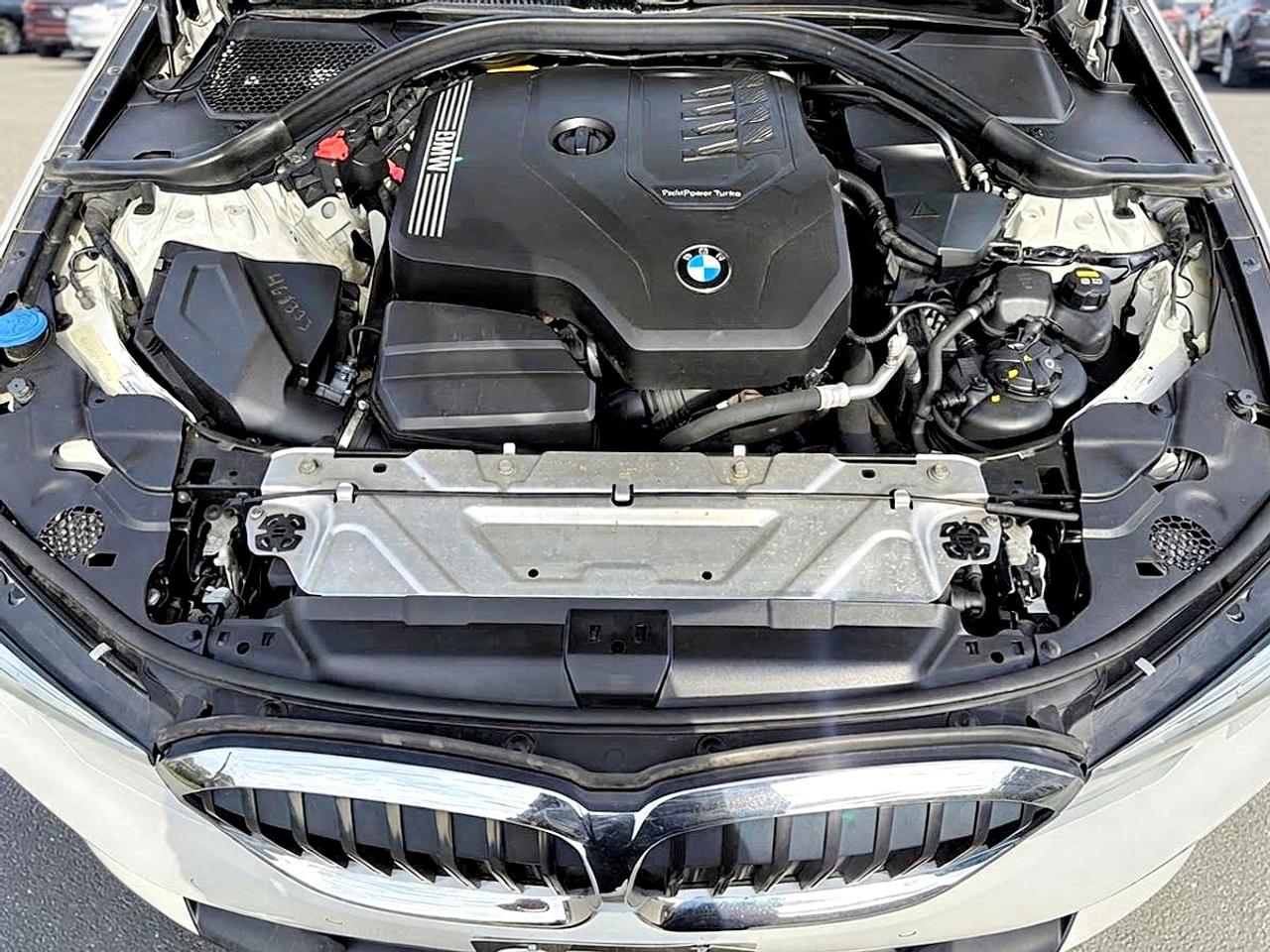 2020 BMW 3 Series 330i xDrive Sedan Photo