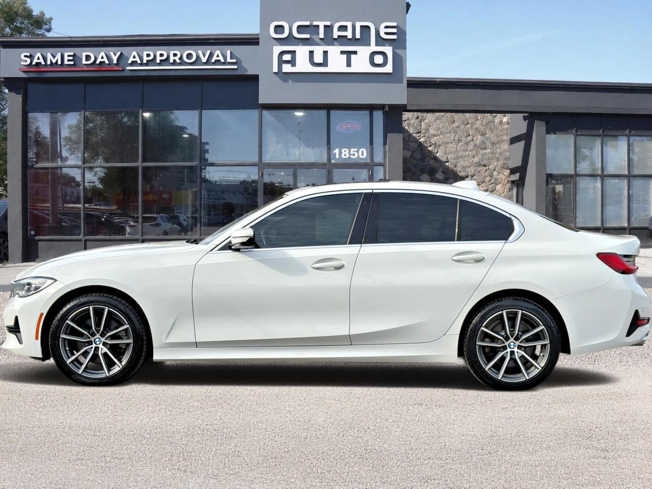 2020 BMW 3 Series 330i xDrive Sedan Photo