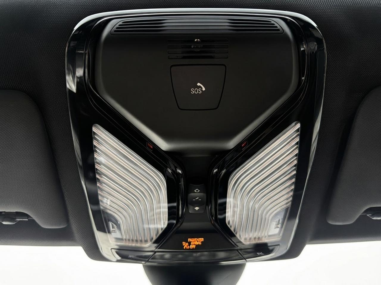 2020 BMW 3 Series 330i xDrive Sedan Photo