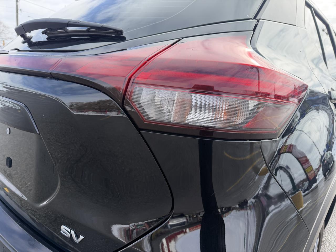 2021 Nissan Kicks SV FWD Photo