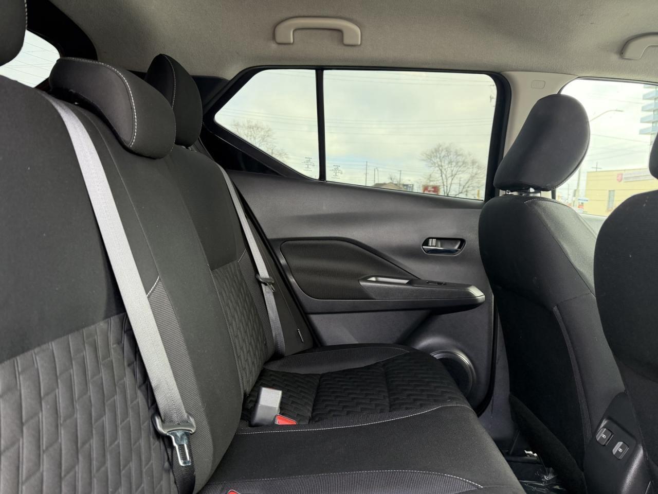 2021 Nissan Kicks SV FWD Photo