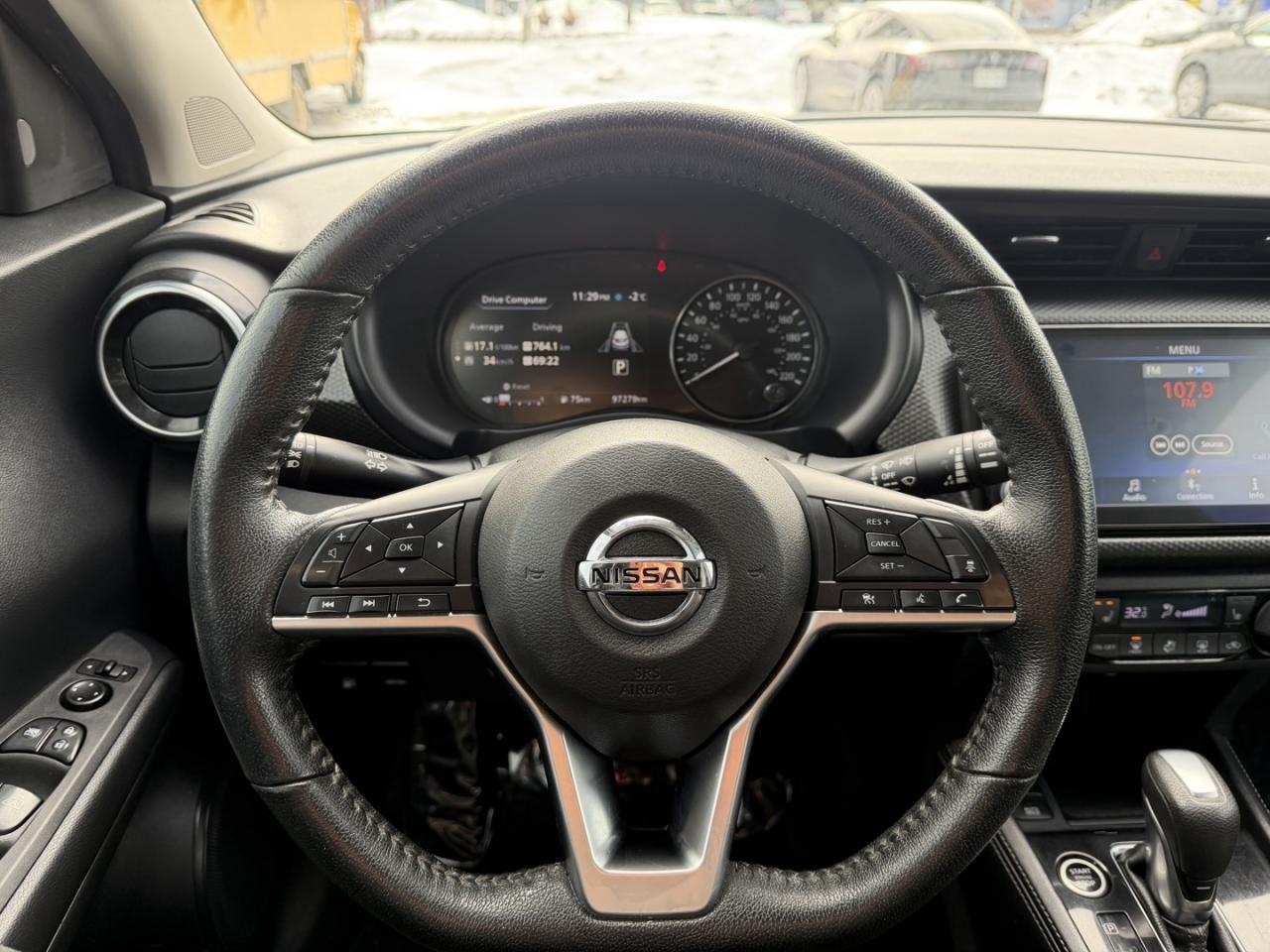 2021 Nissan Kicks SV FWD Photo