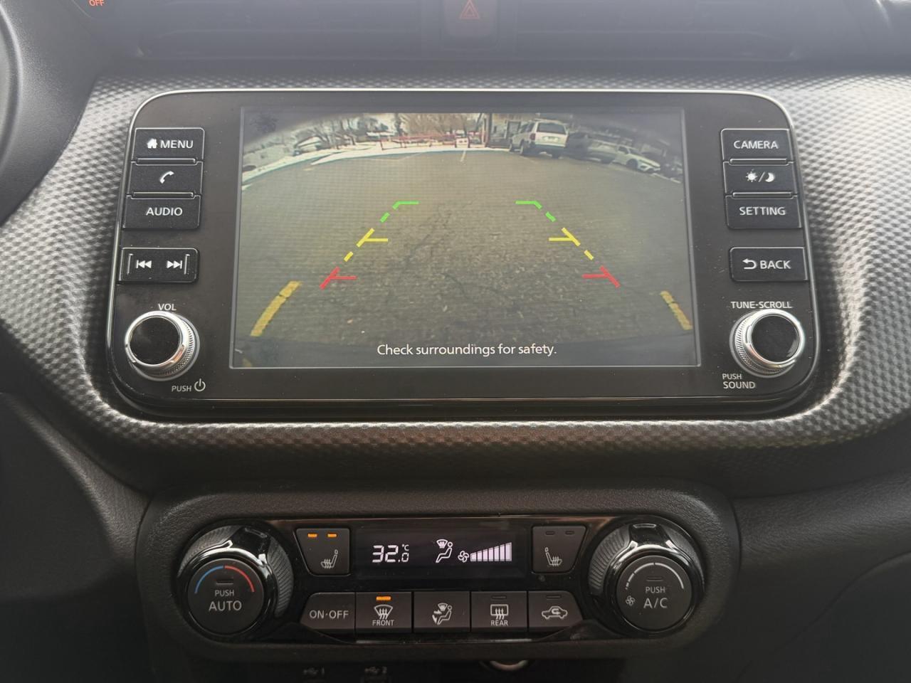 2021 Nissan Kicks SV FWD Photo