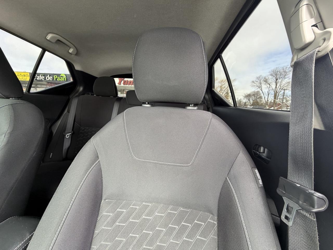2021 Nissan Kicks SV FWD Photo