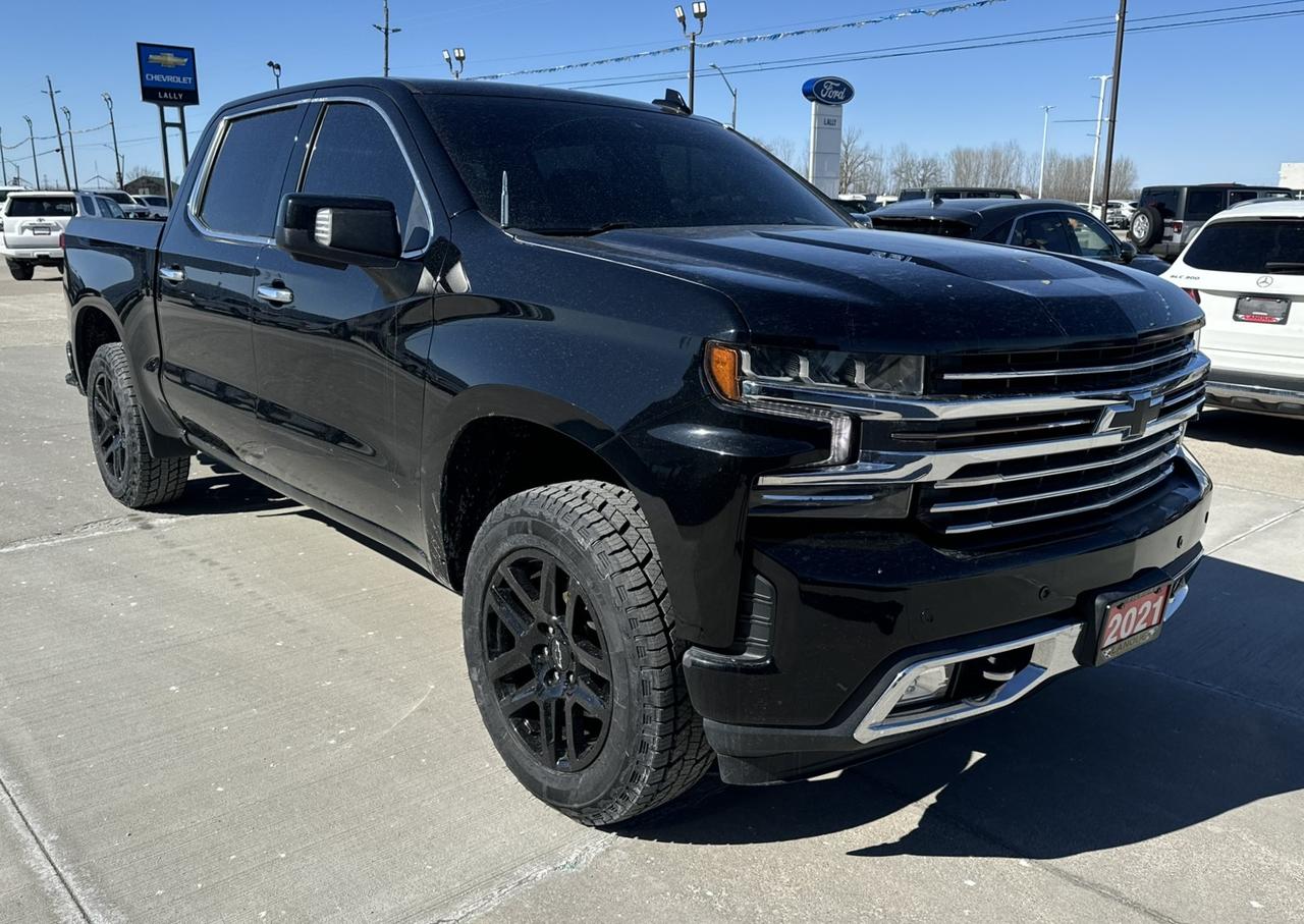 2021 Chevrolet Silverado 1500 4WD Crew Cab 147" High Country Photo
