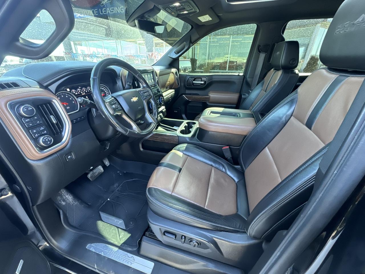 2021 Chevrolet Silverado 1500 4WD Crew Cab 147" High Country Photo