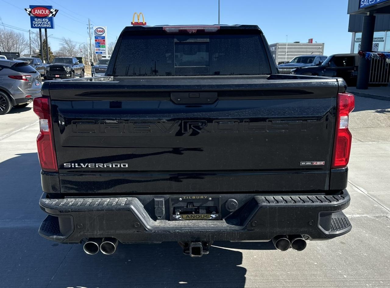 2021 Chevrolet Silverado 1500 4WD Crew Cab 147" High Country Photo