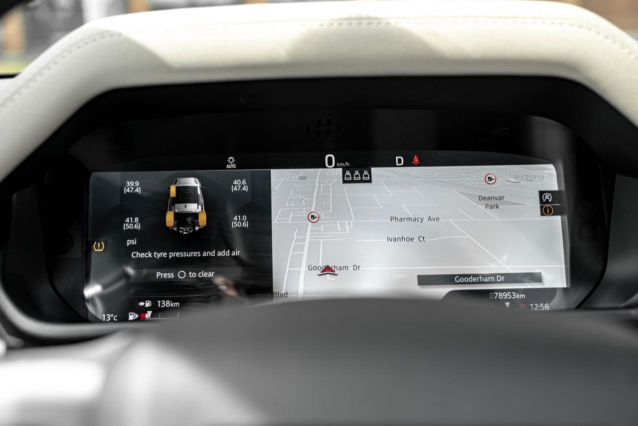 2022 Land Rover Defender S 90 AWD | CLEAN CARFAX | 360 CAM | NAVI | MERIDIA Photo