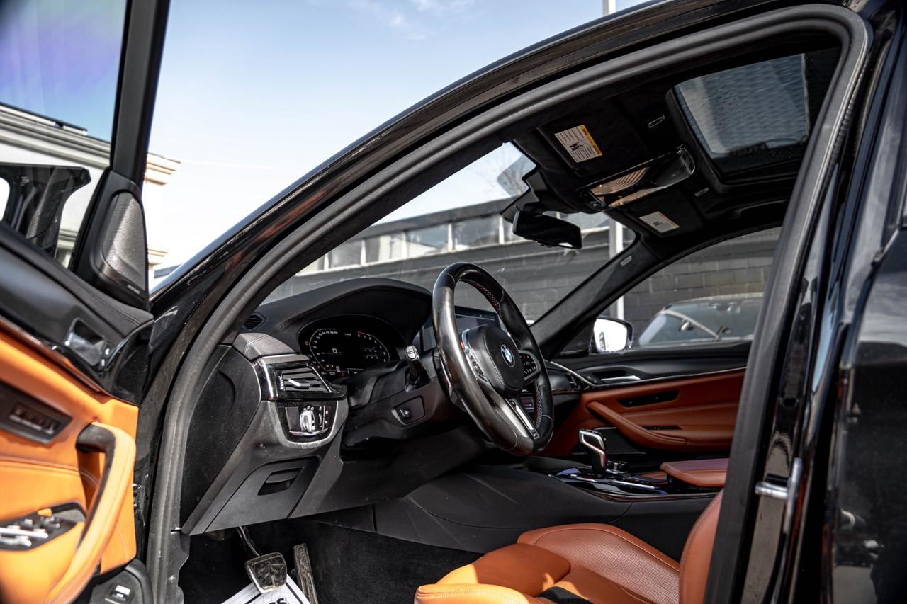2021 BMW M5 COMPETITION AWD | HUD | NAVI | SUNROOF | Photo