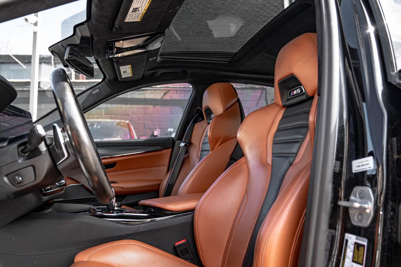 2021 BMW M5 COMPETITION AWD | HUD | NAVI | SUNROOF | Photo