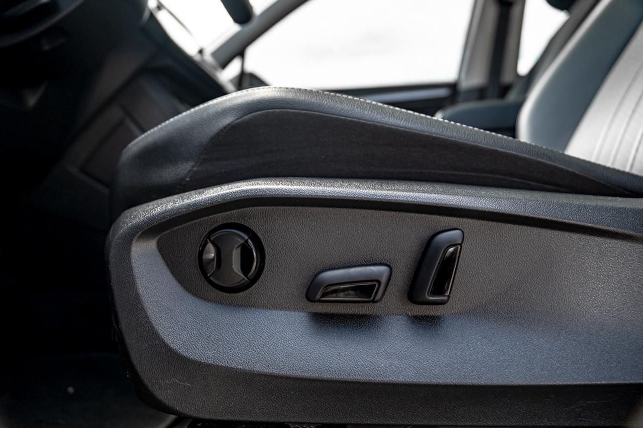 2023 Volkswagen Tiguan COMFORTLINE 4MOTION PANO CLEAN CARFAX HEATED Photo