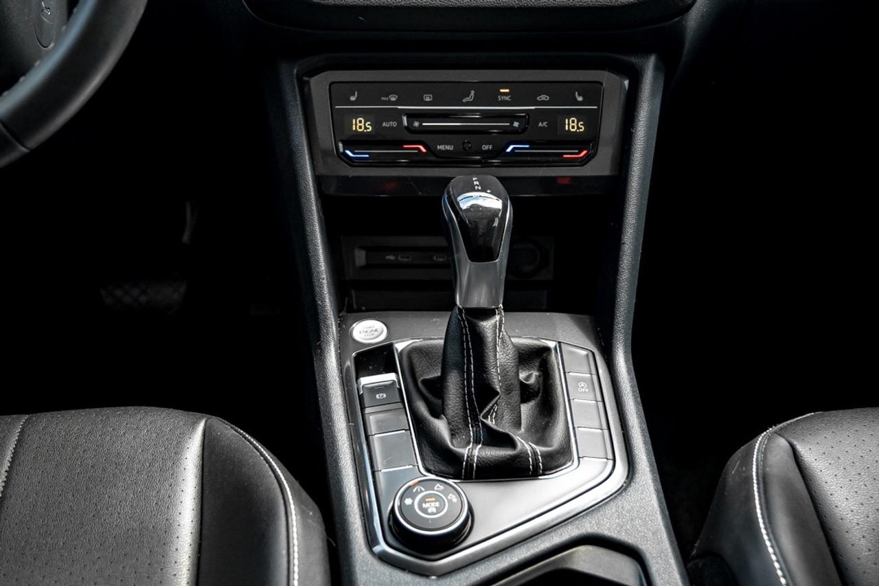 2023 Volkswagen Tiguan COMFORTLINE 4MOTION PANO CLEAN CARFAX HEATED Photo