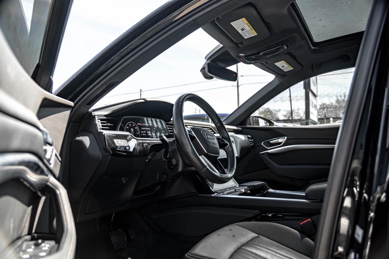 2021 Audi E-Tron Sportback PROGRESSIV | QUATTRO | COOLED SEATS | NAVI | Photo