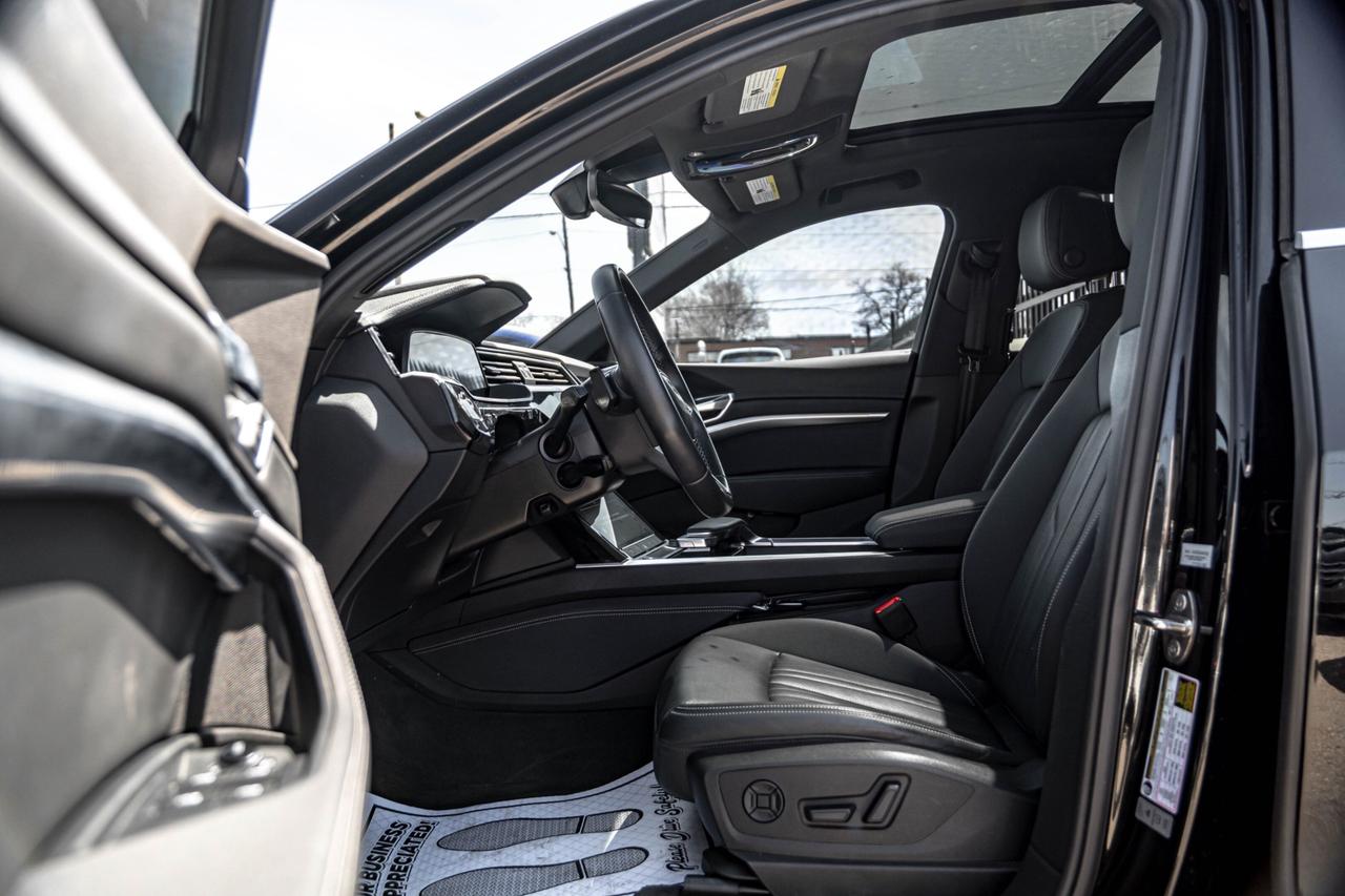 2021 Audi E-Tron Sportback PROGRESSIV | QUATTRO | COOLED SEATS | NAVI | Photo