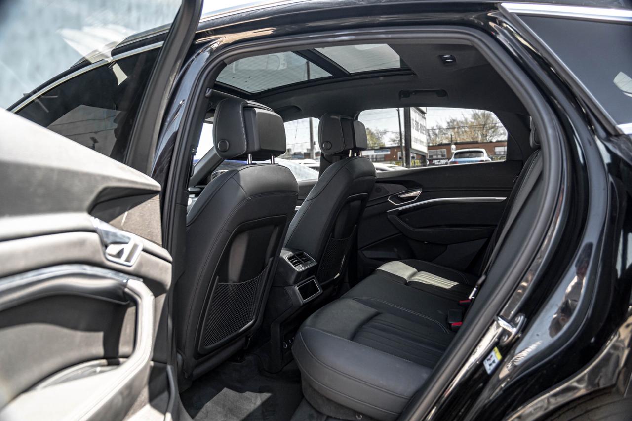 2021 Audi E-Tron Sportback PROGRESSIV | QUATTRO | COOLED SEATS | NAVI | Photo