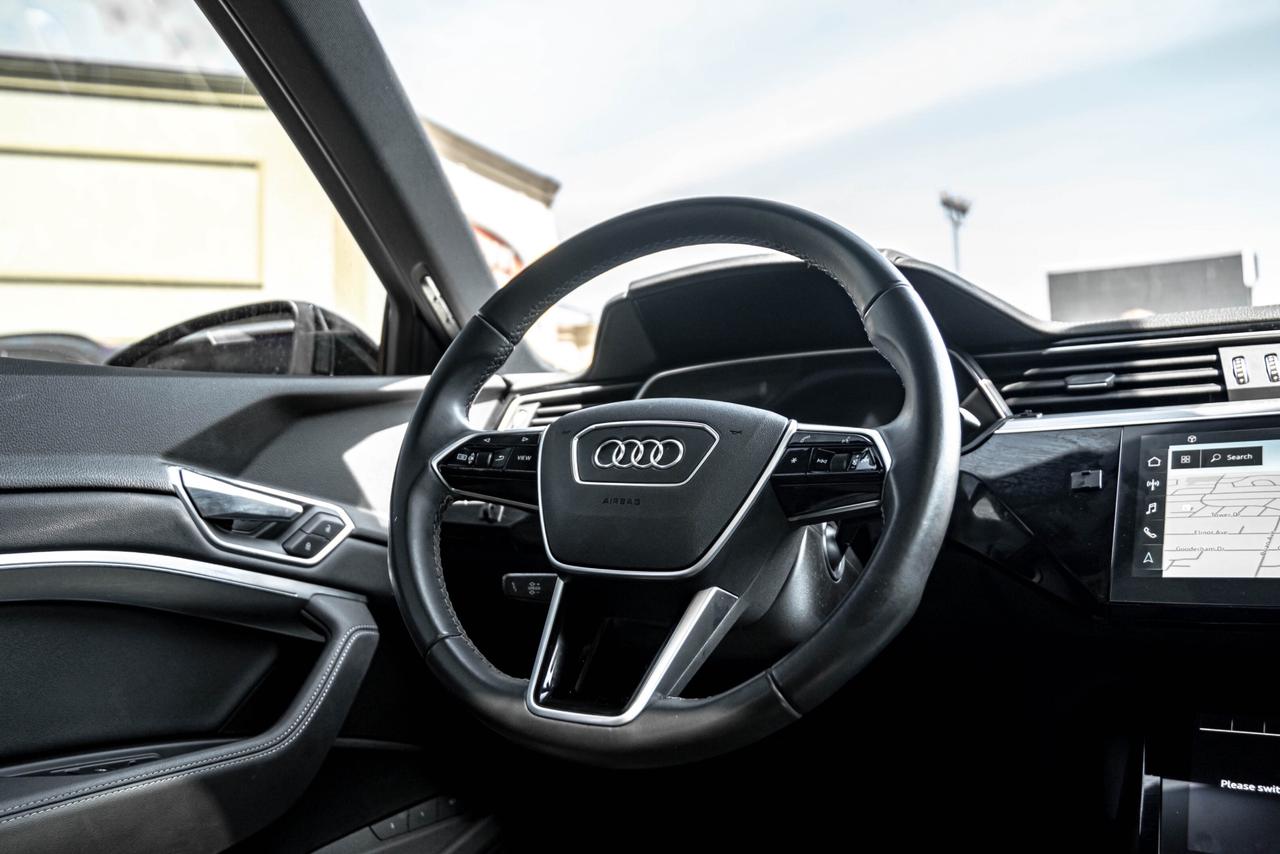 2021 Audi E-Tron Sportback PROGRESSIV | QUATTRO | COOLED SEATS | NAVI | Photo