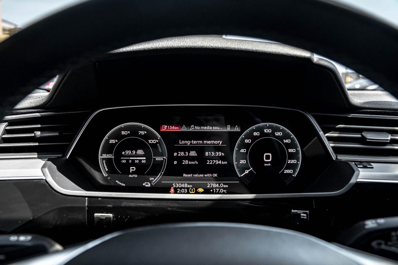 2021 Audi E-Tron Sportback PROGRESSIV | QUATTRO | COOLED SEATS | NAVI | Photo