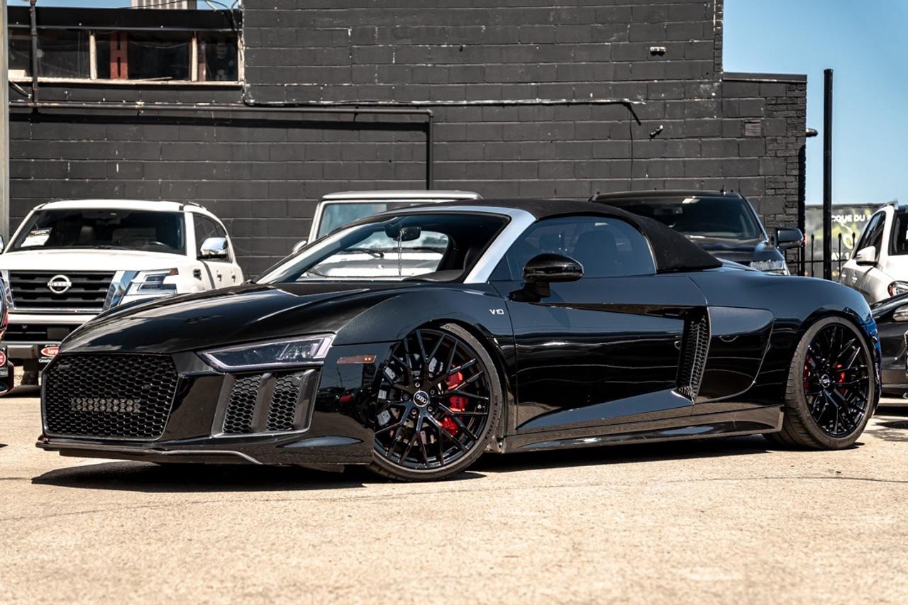 2017 Audi R8 SPYDER V10 LE MANS CARBON INT & EXT DIAMON Photo