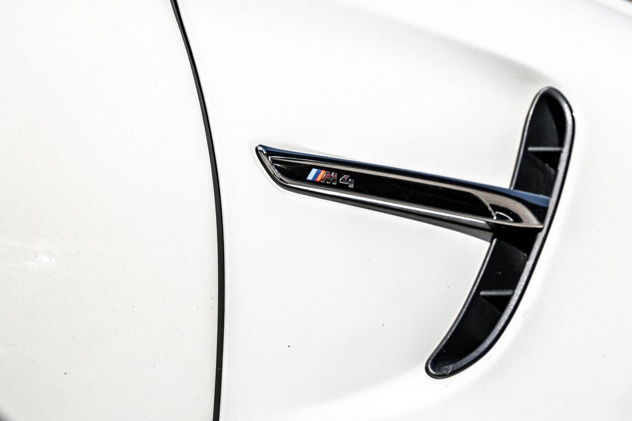 2015 BMW M4 COUPE | CLEAN CARFAX | CARBON PKG | NAVI | SUNROOF Photo